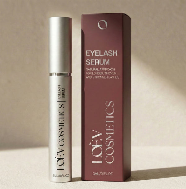 Eyelash serum met verpakking 